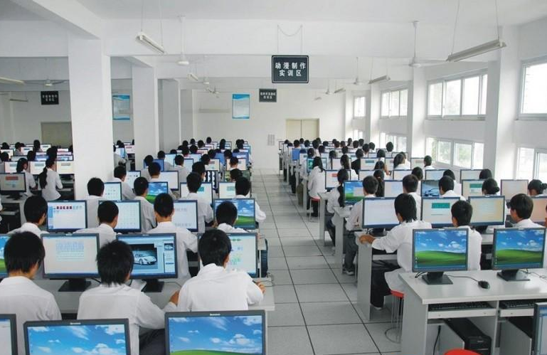 平涼機電工程學校計算機網絡技術專業深度解析 基礎扎實，開發潛力廣闊